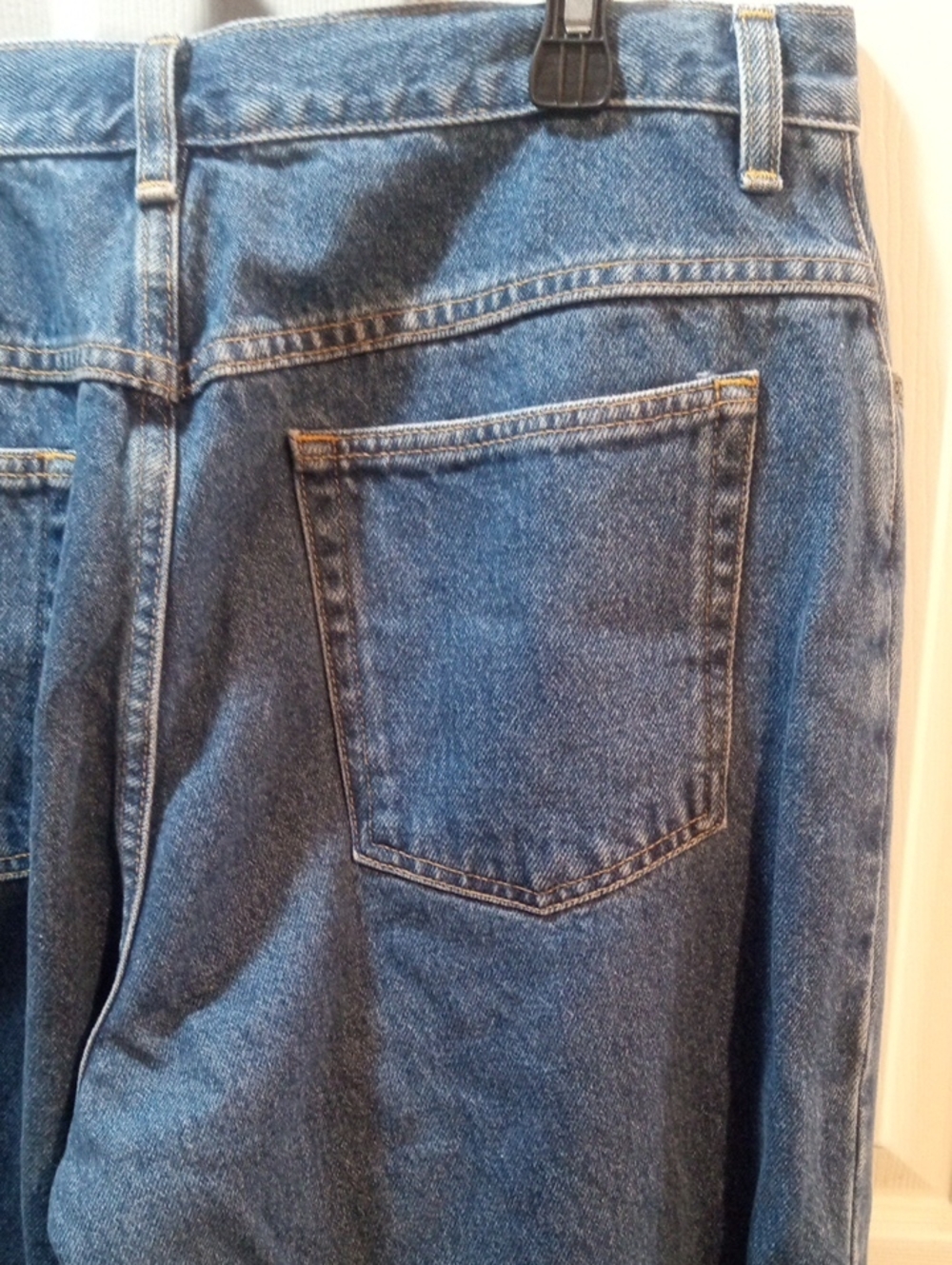 L.L. BEAN ORIGINAL FIT RELAXED JEANS - Picture 6 of 10